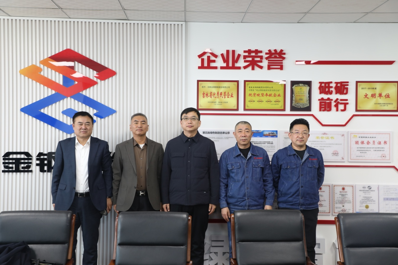 1741843395102097.png 1741843395102097.png